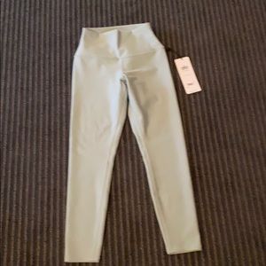 COPY - Brand new alo airlift 7/8 leggings